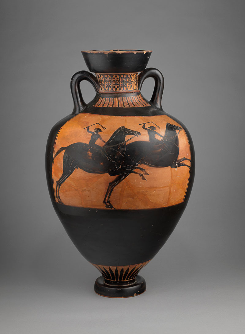 919.5.148 πίσω όψη Attic black figure Panathenaic amphora showing Athena Promachos and a horse race