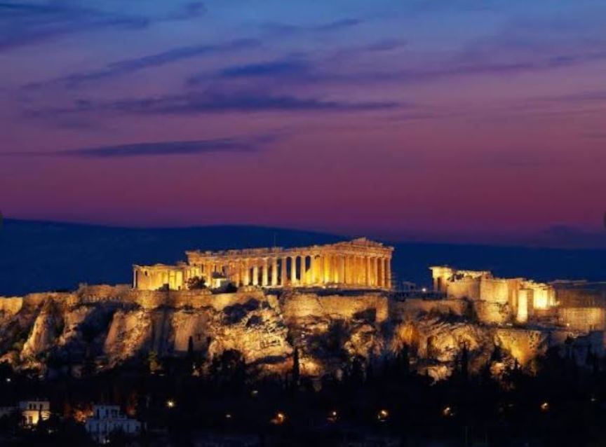 Reunification of the Parthenon Sculptures along the lines of the Fagan fragment 